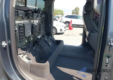 2021 Chevrolet Silverado 1500 4Wd Short Bed Lt Trail Boss from USA, damaged, VIN 1GCPYFED2MZ348292